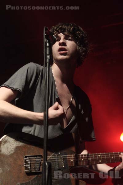 THE KOOKS - 2008-04-15 - PARIS - Elysee Montmartre - 